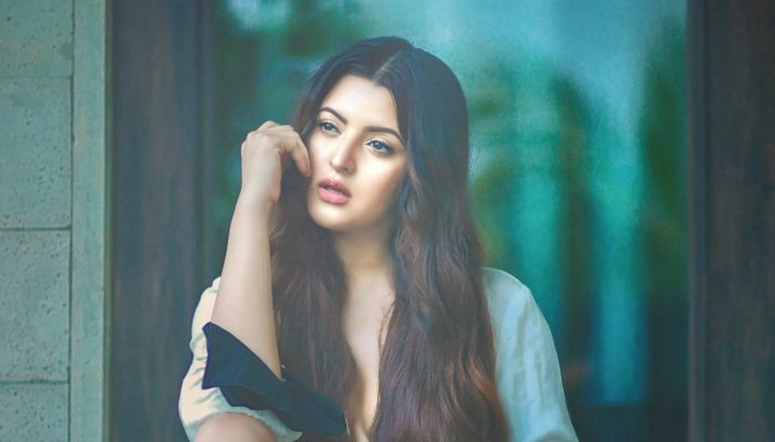 আদালতে অসুস্থ পরীমণি