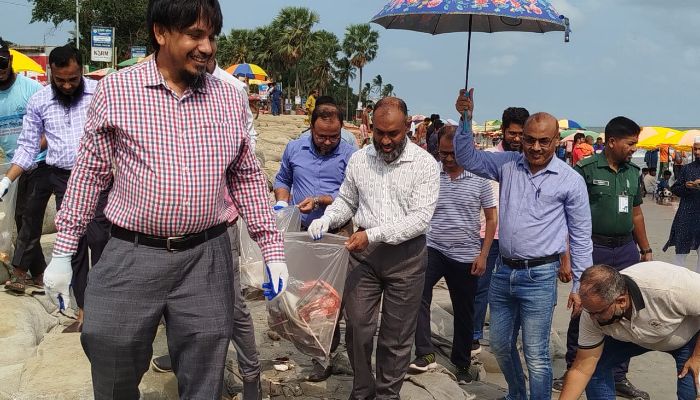 পবিপ্রবি’তে ভৌতিক জালের কারণ প্রভাব ও প্রতিকার বিষয়ক নাগরিক-নীতিনির্ধারক সংলাপ অনুষ্ঠিত