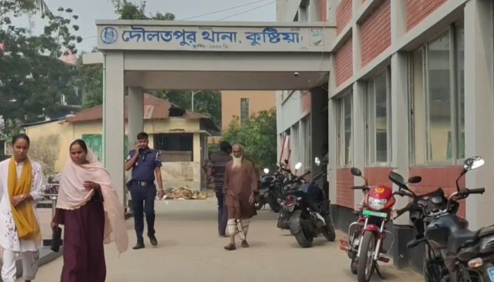 দৌলতপুরে মাদক চোরাচালান নিয়ে দ্বন্দ্বে নিহত ১