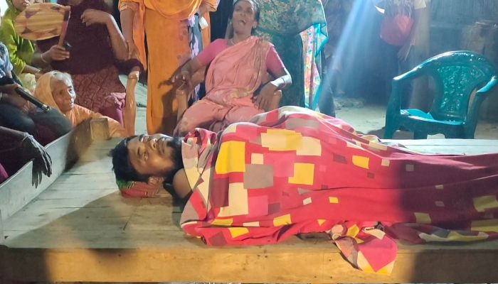 দৌলতপুরে ভিজিএফের কার্ড নিয়ে দ্বন্দ্ব, ছুরিকাঘাতে যুবকের মৃত্যু,আটক-১