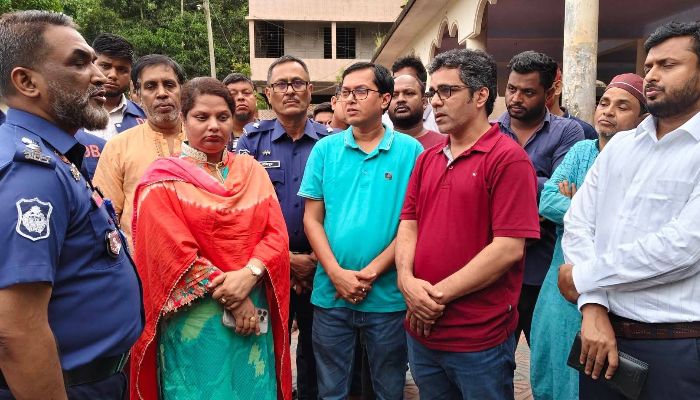 ধর্মীয় সম্প্রীতি বিনষ্ট হতে দেব না: চন্দ্রনাথ ধামে ডিসি-এসপি’র ঘোষণা
