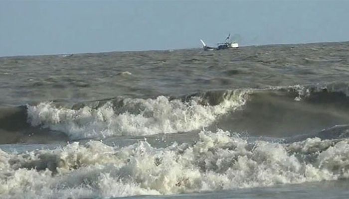 বঙ্গোপসাগরে লঘুচাপ, ঘনীভূত হওয়ার আভাস