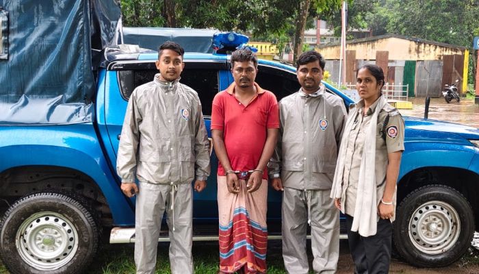বদরগঞ্জে ইয়াবাসহ গ্রেফতার ১