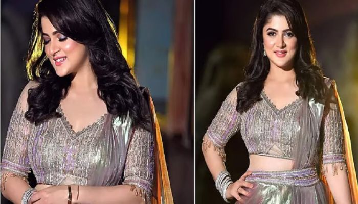 ছেলে বন্ধুরা আমাকে ‘আন্টি’ নয়, ‘দিদি’ বলে ডাকে: শ্রাবন্তী