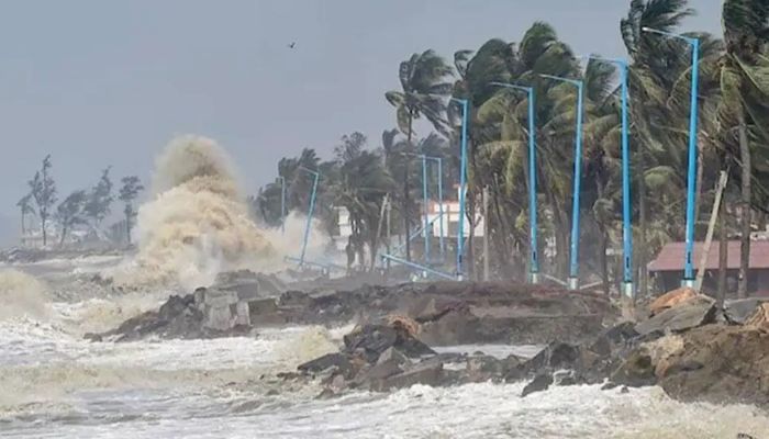 সাগরে লঘুচাপের আভাস, রয়েছে ঘূর্ণিঝড়ের ঝুঁকি