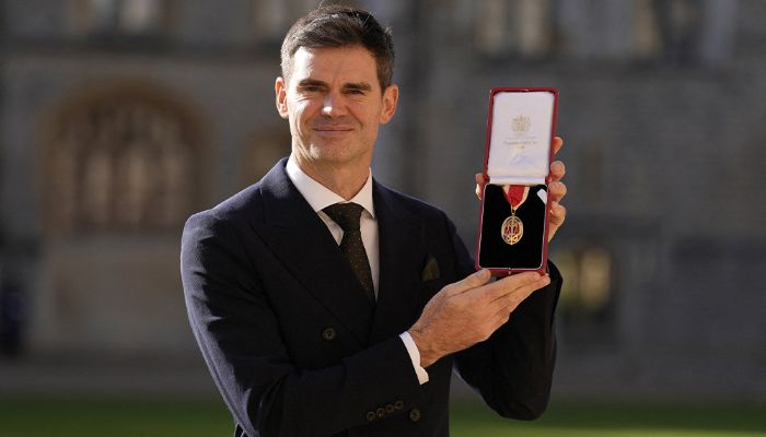 নাইটহুড খেতাব পেলেন জেমস অ্যান্ডারসন