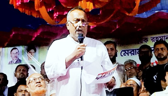 বহিরাগত কোন ব্যক্তিকে হোমনার মানুষ ভোট দেয় না- সাবেক সচিব আব্দুল মতিন খান