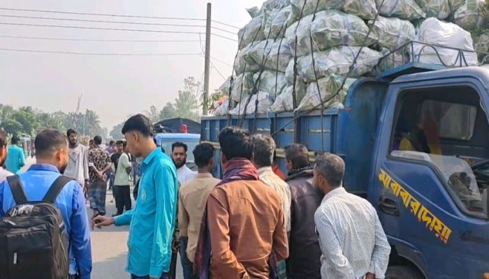 টাঙ্গাইলে সড়ক দুর্ঘটনায় নিহত ১