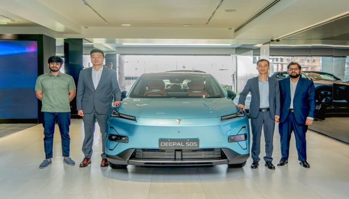 বাজারে এলো ব্র্যান্ড নিউ প্লাগ-ইন হাইব্রিড গাড়ি ডিপল এস-০৫ (S05)