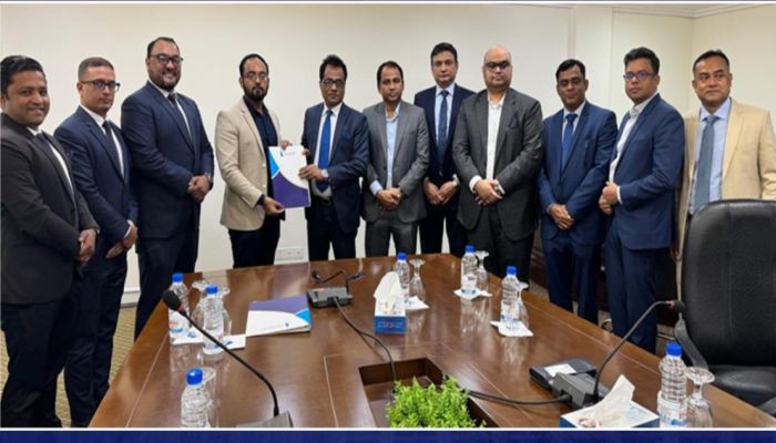 কমিউনিটি ব্যাংক ও হোটেল আগ্রাবাদের সঙ্গে ব্যবসায়ীক অংশীদারিত্ব চুক্তি স্বাক্ষর