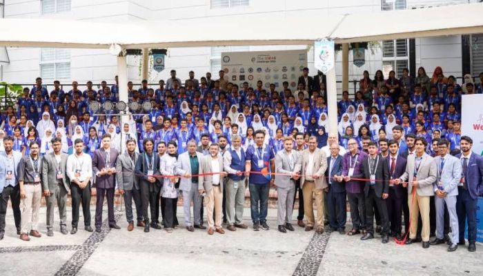 এআইইউবিতে দ্য আইডিয়াস চ্যালেঞ্জ অনুষ্ঠিত