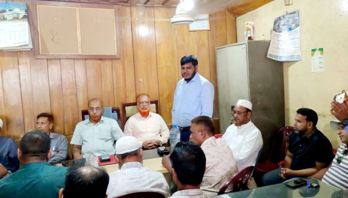 বাঘাইছড়ির কাঠ ব্যবসায় নতুন নেতৃত্বের দায়িত্ব গ্রহণ