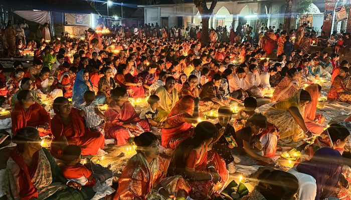 শেরপুরে রাখের উপবাস ও ঘৃত প্রদীপ প্রজ্বলন পালিত  