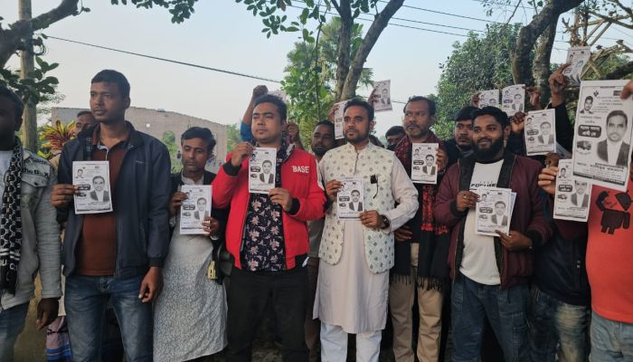 আলমডাঙ্গায় শহীদদের প্রতি শ্রদ্ধা জানিয়ে নির্বাচনী প্রচারণা শুরু এড. হাবিবুরের