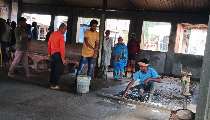 বদরগঞ্জ রেলওয়ে স্টেশনের সংস্কার ও রিপেয়ারিং কাজ অনিয়ম