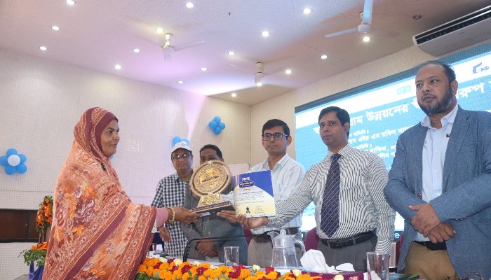 স্বাস্থ্যকর গ্রাম অর্জনে লালমনিরহাটে ইএসডিও ও ম্যাক্স ফাউন্ডেশনের সম্মাননা প্রদান অনুষ্ঠান