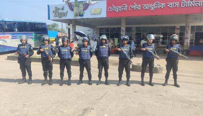নোয়াখালীতে আইন শৃঙ্খলা পরিস্থিতি নিয়ন্ত্রণে র‍্যাবের নিরাপত্তা জোরদার