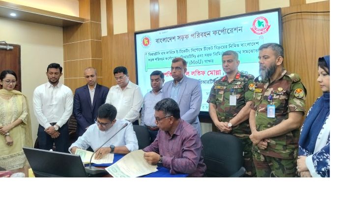 বিআরটিসি বাসে পাইলটিং ভিত্তিতে ই-টিকেট সেবা কার্যক্রম শুরু 