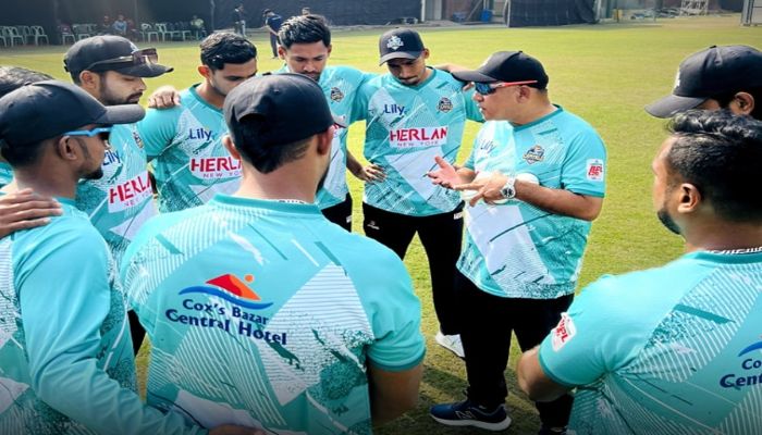 ঢাকা ক্যাপিটালস দলে আসছে বড় পরিবর্তন