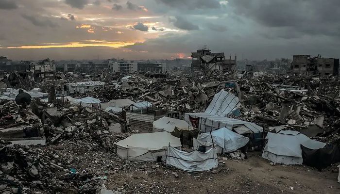 গাজায় গিয়ে যে ভয়াবহ ধ্বংসযজ্ঞ দেখল বিবিসির সাংবাদিকেরা