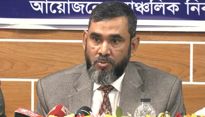 সুষ্ঠু নির্বাচন দিতে নির্বাচন কমিশন প্রস্তুত: ইসি সানাউল্লাহ