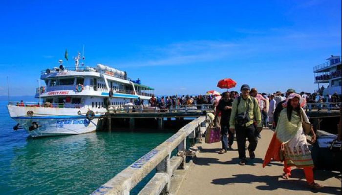 দীর্ঘ ৯ মাস পর পর্যটকদের জন্য উম্মুক্ত সেন্টমার্টিন 