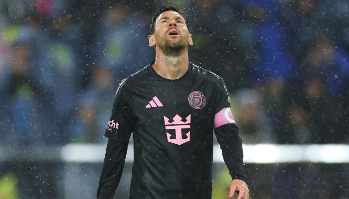 মেসির দুর্দান্ত গোলের পরও হার এড়াতে পারলো না মায়ামি