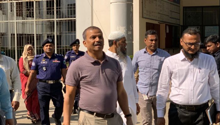 টিটিসিগুলো ভালো চলছে: উপদেষ্টা ড. আসিফ নজরুল