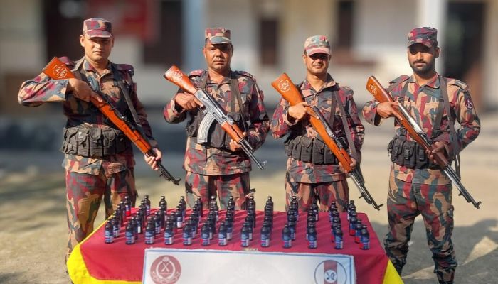 বিজিবি’র অভিযানে ফেন্সিডিল জব্দ