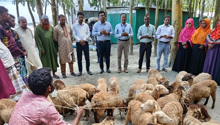 ফ্রেন্ডশিপের সহযোগীতায় বদলে যাচ্ছে চরবাসীর জীবন