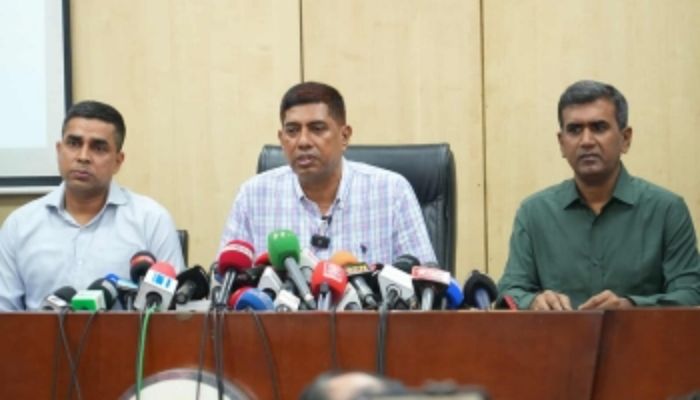 আ. লীগের লকডাউন নিয়ে আতঙ্কের কিছু নেই: ডিবি প্রধান