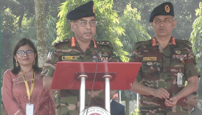 শুধু ভালো ছাত্র নয়, ভালো মানুষ হতে হবে : সেনাপ্রধান