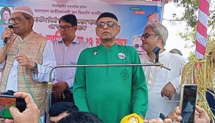 একটি দল বিএনপিতে বিভেদ সৃষ্টির চেষ্টা করছে: মির্জা ফখরুল