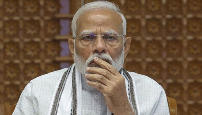 ভারতের প্রধানমন্ত্রী নরেন্দ্র মোদির স্ট্যাটাসে দুঃখ প্রকাশ