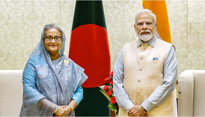 কৈফিয়তের জন্য চাপ বাড়লেও শেখ হাসিনাকে ফেরাচ্ছে না ভারত