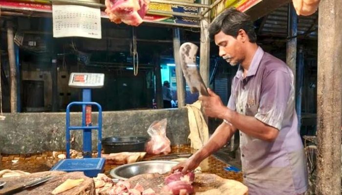 অসুস্থ পশুর মাংস খেয়ে স্বাস্থ্য ঝুঁকিতে সাধারণ মানুষ