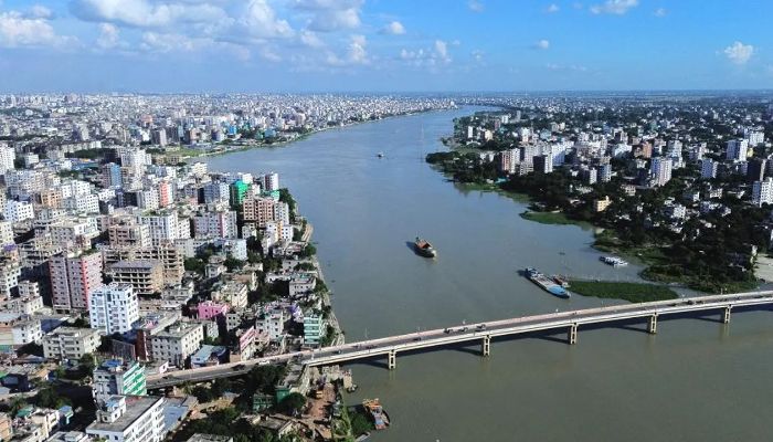 বিশ্বের দ্বিতীয় বৃহৎ শহরে উঠে এলো ঢাকা