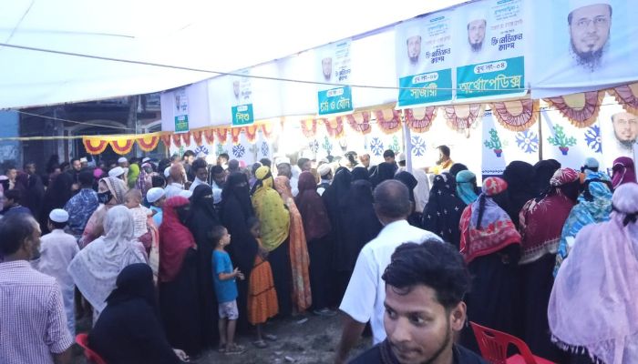 সরাইলে জামায়াতে ইসলামীর মেডিকেল ক্যাম্প