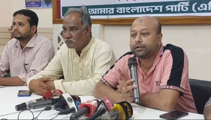 সংসদে এক কক্ষ বহাল রেখে নির্বাচন হওয়া উচিত: ফুয়াদ