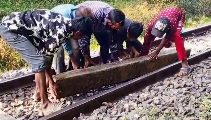 কমলগঞ্জে রেললাইনে দুষ্কৃতিকারীদের ষড়যন্ত্র ব্যর্থ
