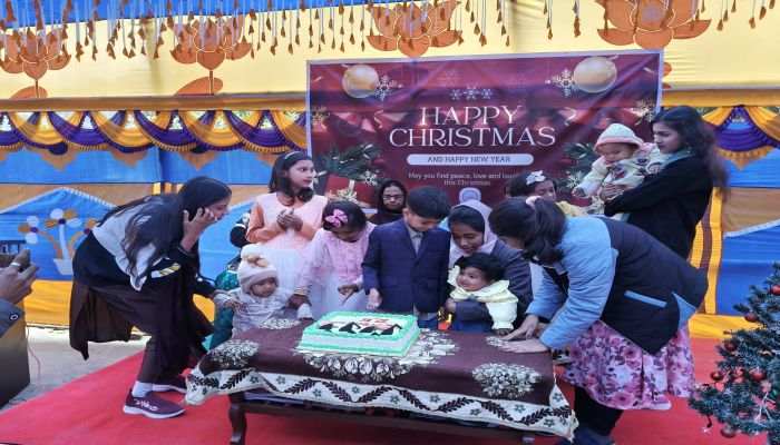 কুড়িগ্রামে নানা আয়োজনে বড়দিন উদযাপন