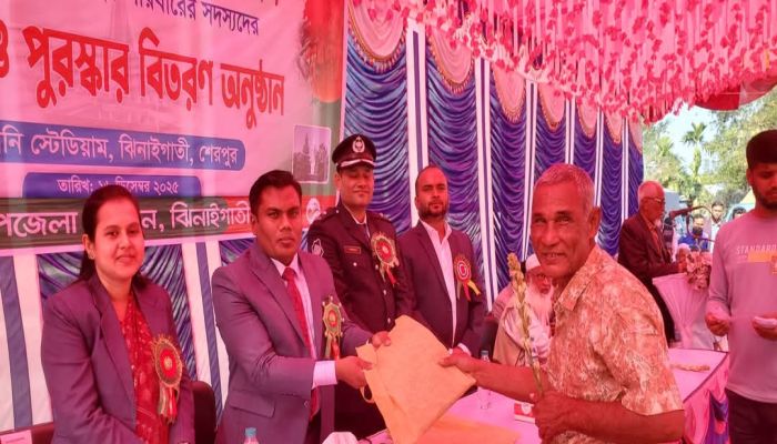 ঝিনাইগাতীতে বীর মুক্তিযোদ্ধা ও শহিদ পরিবারের সদস্যদের সংবর্ধনা