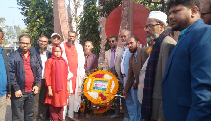 পবিপ্রবিতে পৃথক আয়োজনে বিজয় দিবস পালন, প্রশাসনে পক্ষপাতের অভিযোগ