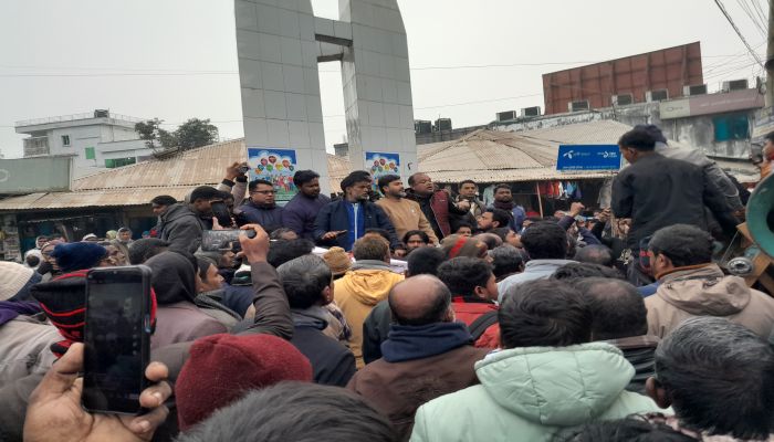 ডিমলায় প্রকৌশলী তুহিনকে মনোনয়ন দেয়ার দাবিতে বিক্ষোভ মিছিল