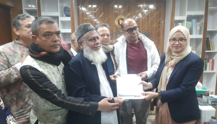 চাঁদপুর-২ আসনে ১৩ প্রার্থীর মনোনয়নপত্র জমা