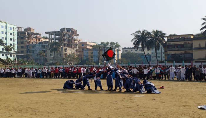 ফেনীতে যথাযোগ্য মর্যাদায় মহান বিজয় দিবস পালিত