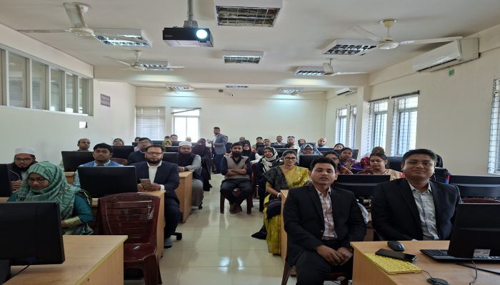 কালকিনিতে শিক্ষকদের ১৫ দিনব্যাপী বেসিক আইসিটি ট্রেনিংয়ের সমাপনী অনুষ্ঠান অনুষ্ঠিত 