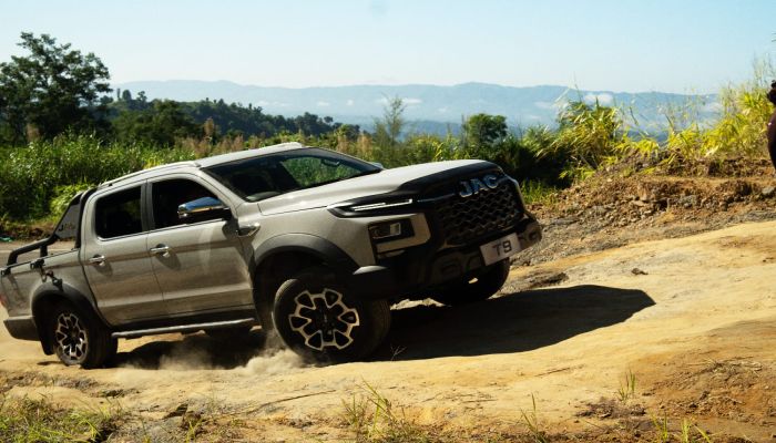 জ্যাক টি৯ জয় করলো কেওক্রাডং: বাংলাদেশের দুর্গম পাহাড় ভ্রমণ এখন আরও সহজ