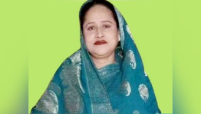 পুলিশের কাছ থেকে পালিয়ে যাওয়া সেই আ' লীগ নেত্রী গ্রেপ্তার