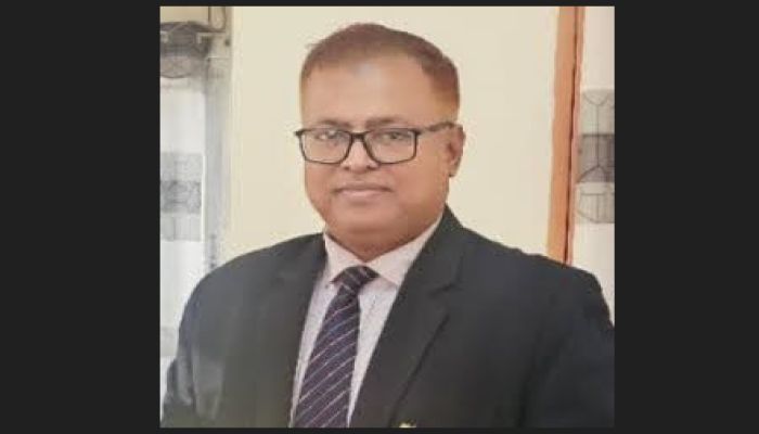জেলা জজ হিসেবে পদোন্নতি পেলেন সীতাকুণ্ডের কৃতি সন্তান মোঃ নোমান মঈন উদ্দীন